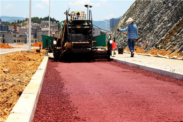 公路功能决定技术等级的选用